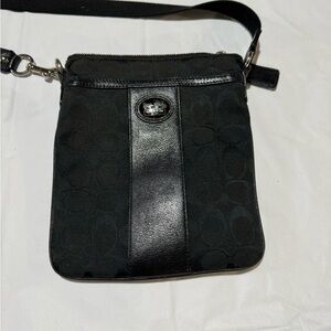 Coach crossbody purse. Good condition